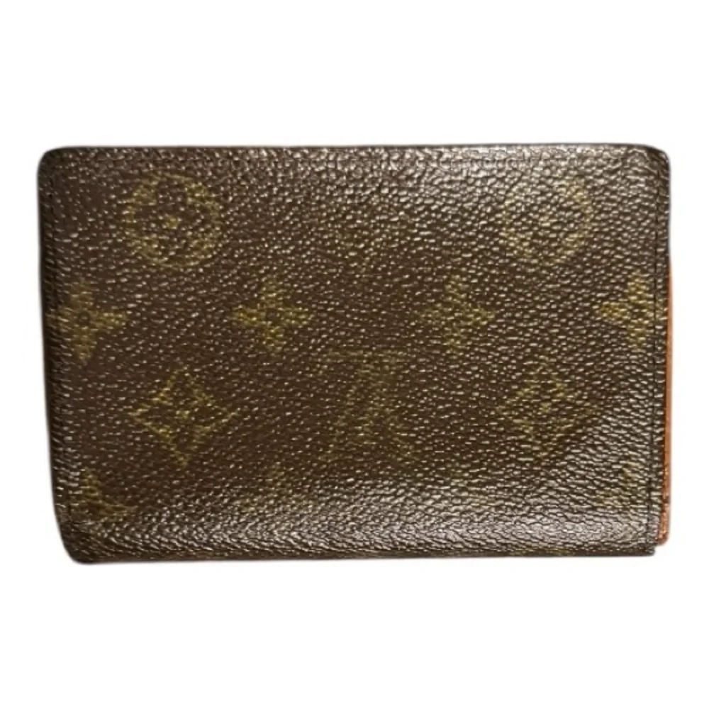 Louis Vuitton Kiss Lock Wallet